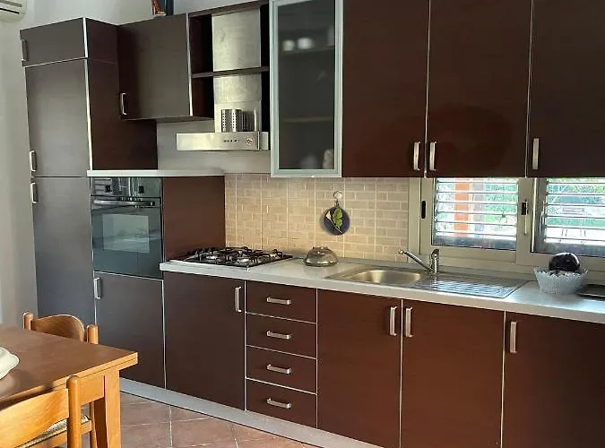 Campofelice Casa Дом отдыха *